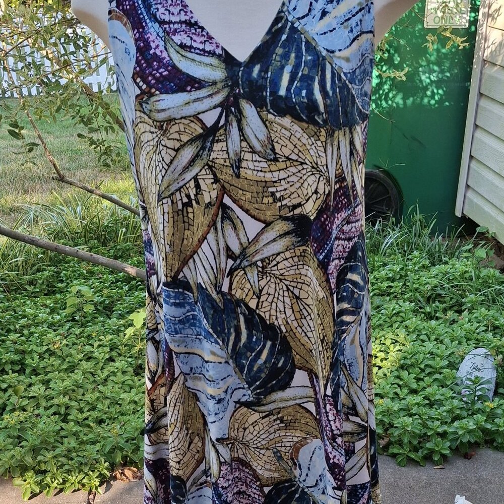 Anne Klein SZ 10 A-Line Dress Sleeveless Stretch V-Neck Leaf Print Lined Multi
